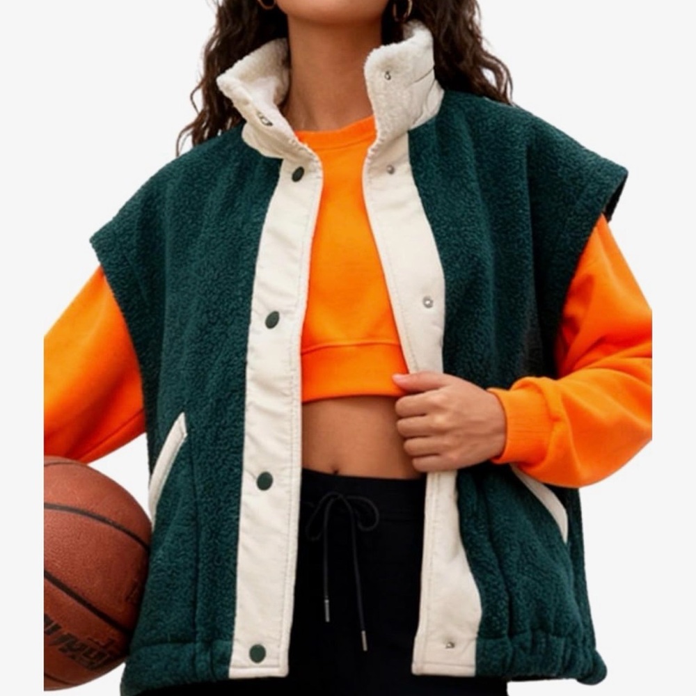 Womens Oversized Vest Warm Sleeveless Jacket Everyday Layering Green and White